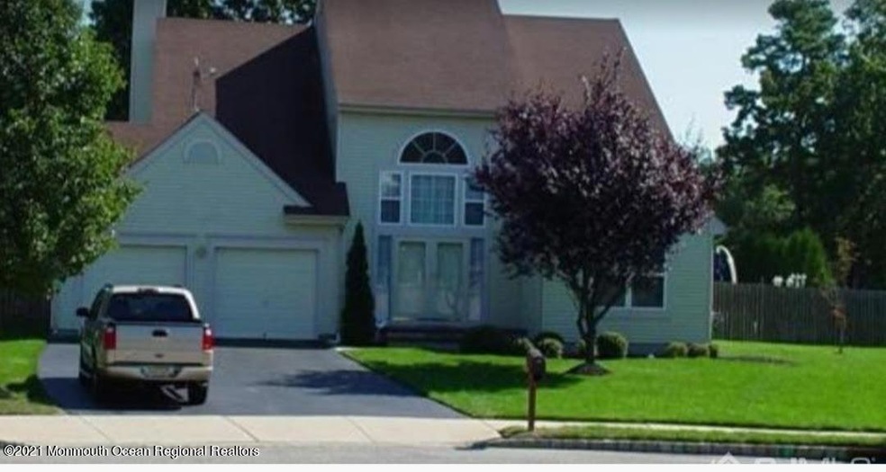 27 Thousand Oaks Terrace, Howell, NJ 07731 - photo 1
