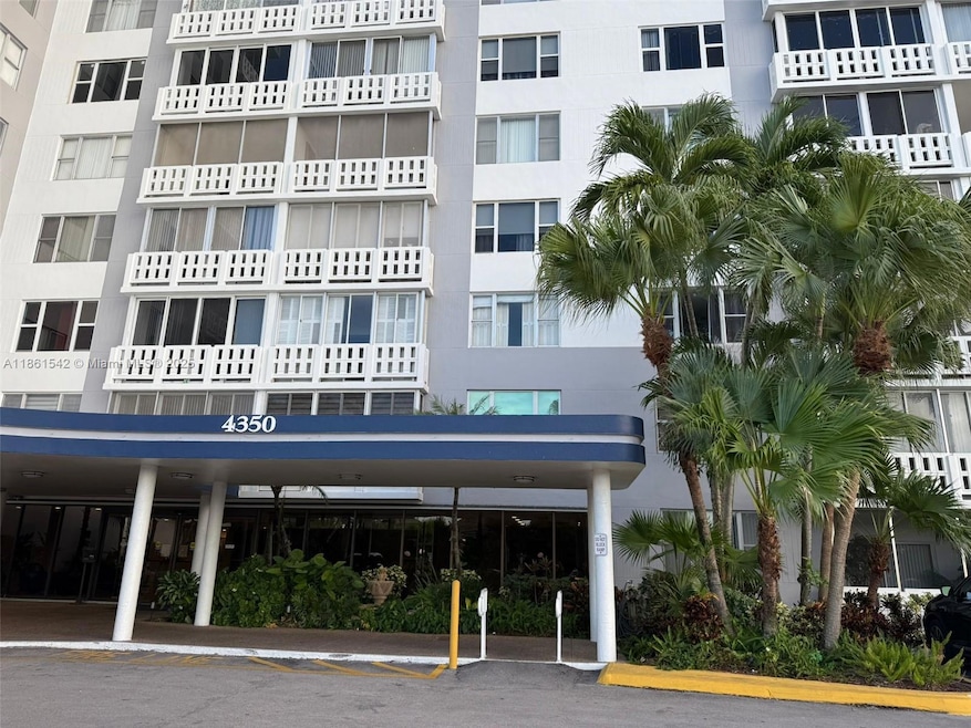 Hillcrest East Building 22 unit 112, Hollywood, FL 33021 - photo 1