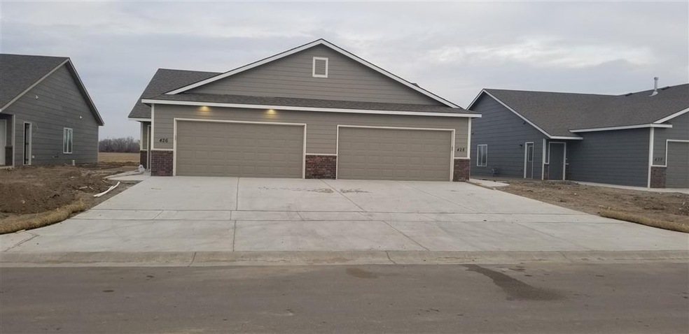 458 S Longbranch Dr, Maize, KS 67101 - photo 1