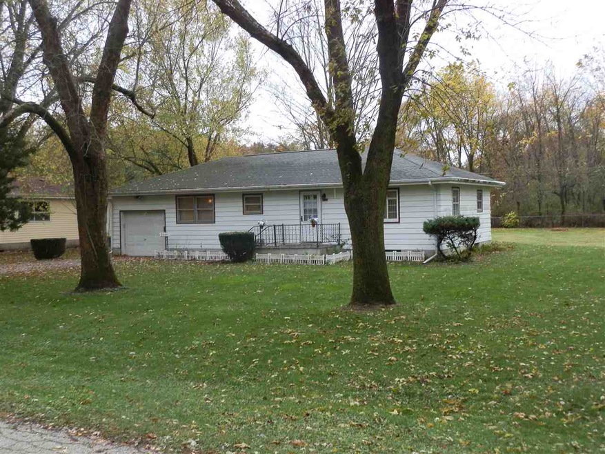 5404 S Baxter Ln, Janesville, WI 53546 - photo 1