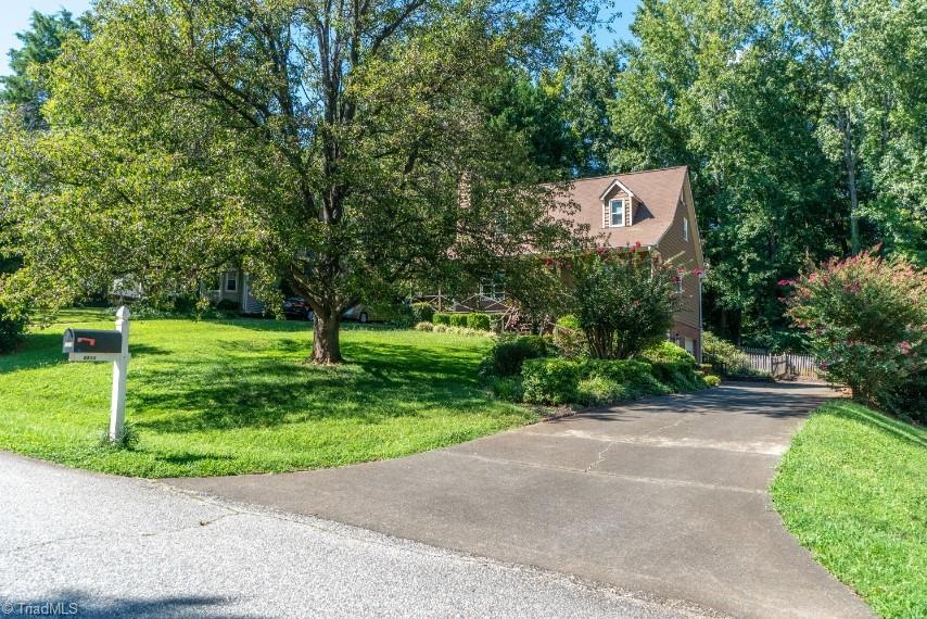 From end of driveway/street