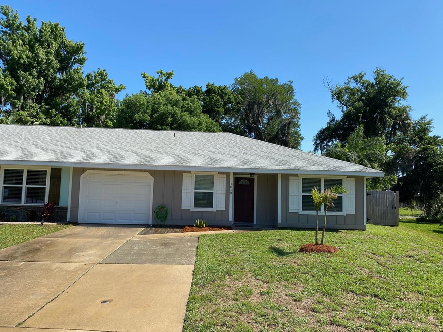 1049 Oak Forest