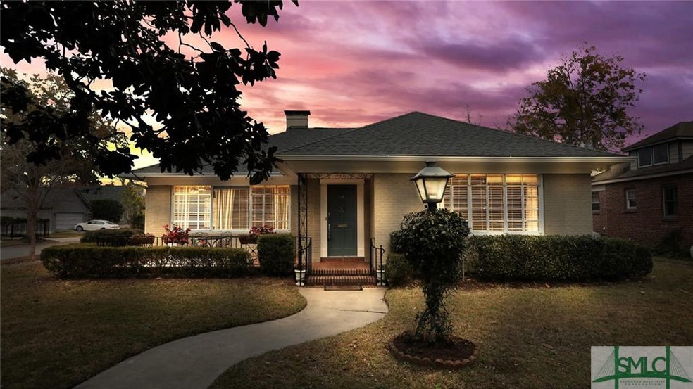 302 E 55th St, Savannah, GA 31405 - photo 1