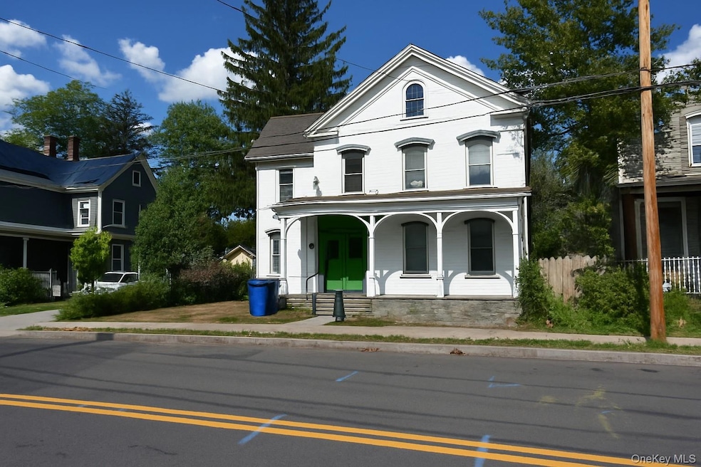 51 Henry St, Kingston, NY 12401 - photo 1
