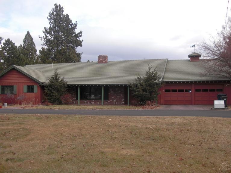 2130 NE 8th St, Bend, OR 97701 - photo 1