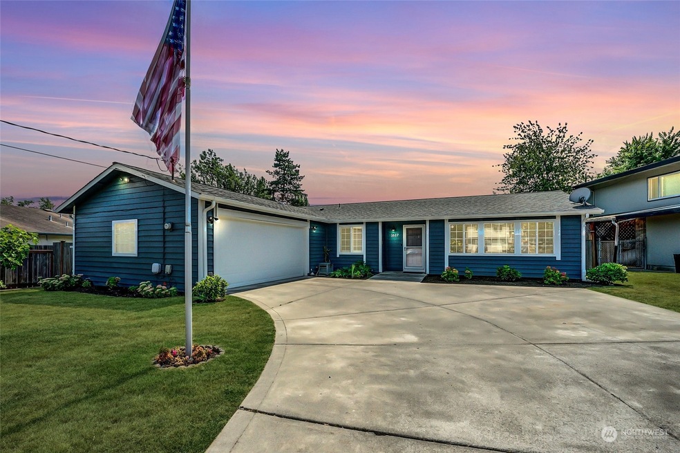 1617 S 244th Place, Des Moines, WA 98198 - photo 1