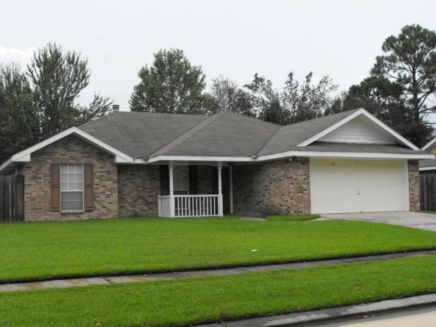 110 Driftwood Cir, Slidell, LA 70458 - photo 1