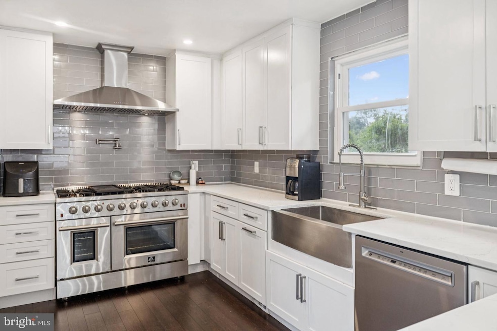 Under Contract $860,000