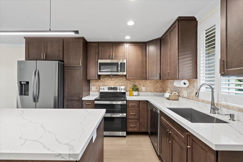 140 Uwapo Rd unit 35-104, Kihei, HI 96753 - photo 1