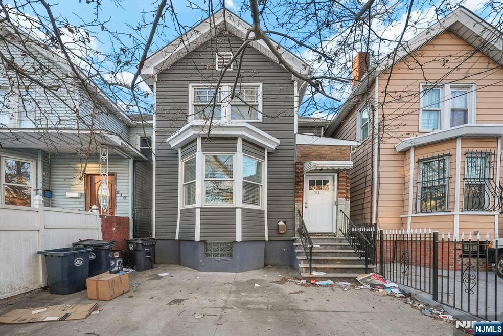 Sold $625,000 • Co-Listing Agent