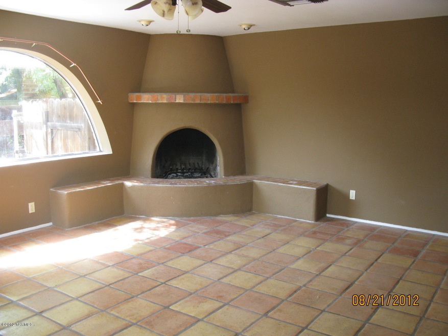 2641 E 9th St, Tucson, AZ 85716 - photo 1