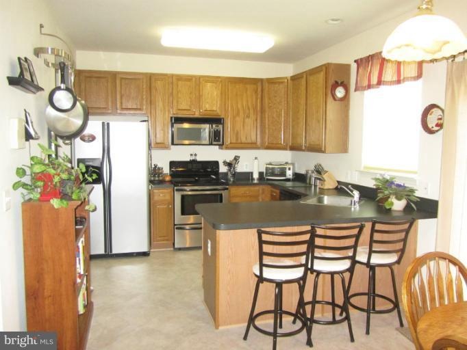 525 Kenan St, Taneytown, MD 21787 - photo 1