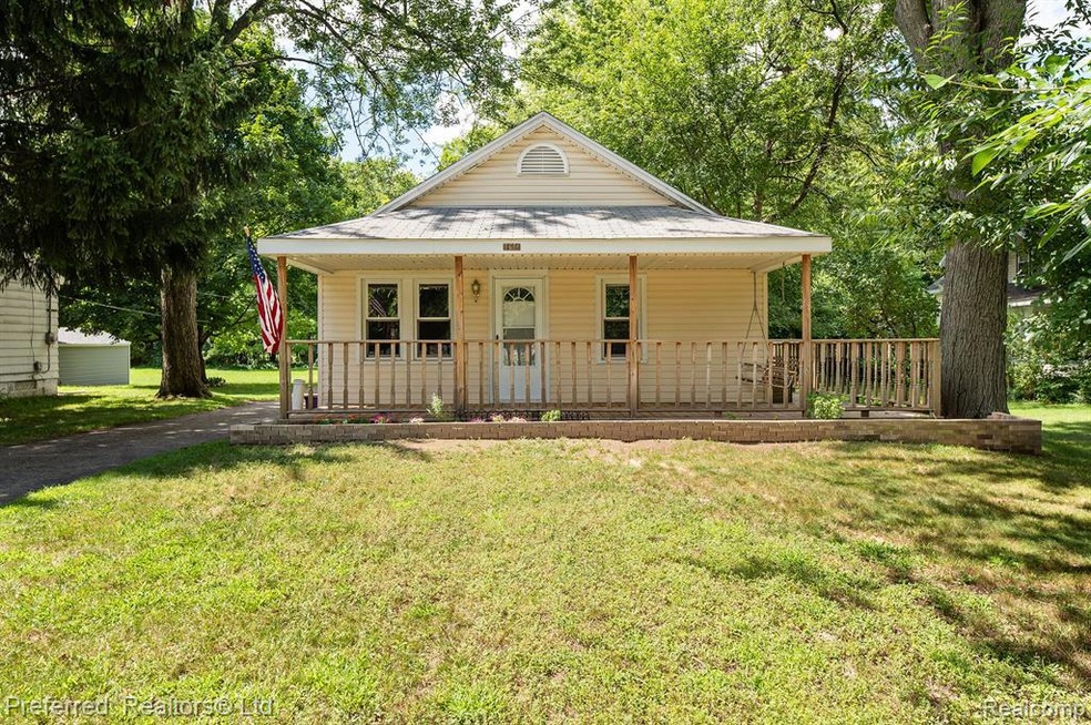 Welcome Home 18351 Lathers St