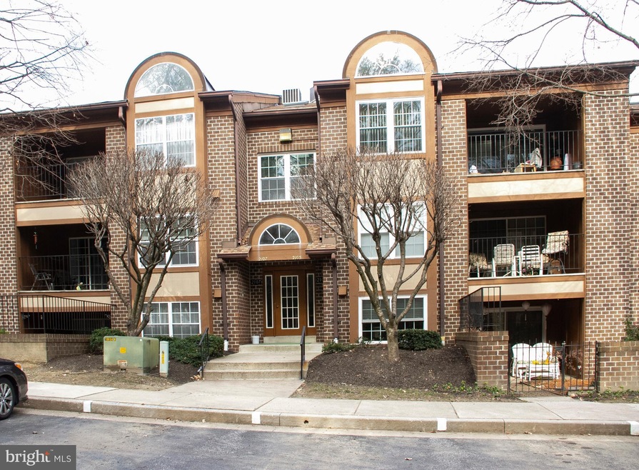 2107 Woodbox Ln unit A, Baltimore, MD 21209 - photo 1
