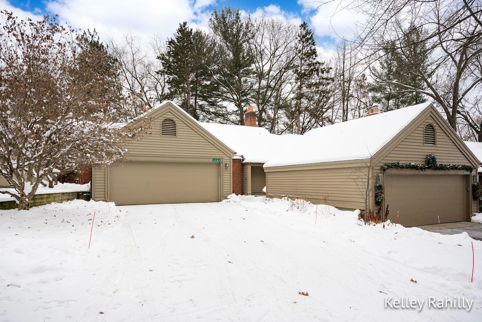 6587 Waybridge Dr SE, Grand Rapids, MI 49546 - photo 1