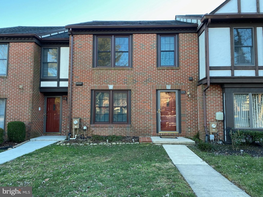 13 Dickens Square, Lutherville Timonium, MD 21093 - photo 1