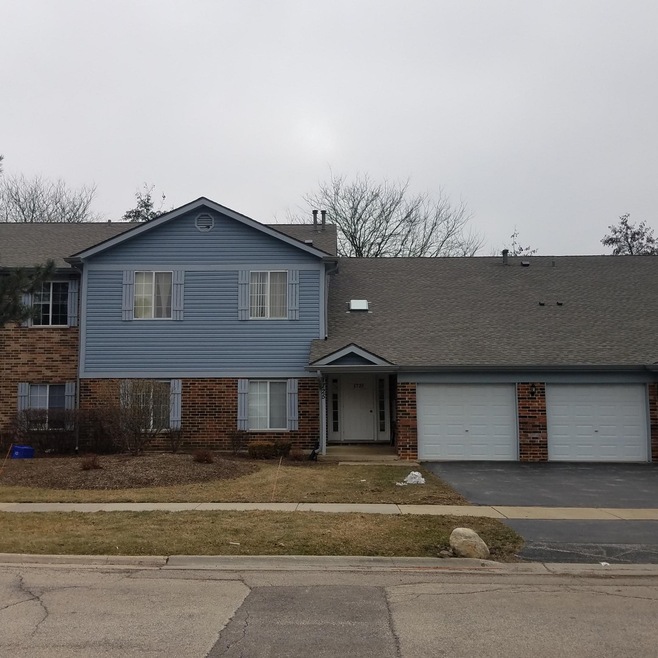 1725 Chesapeake Ln unit 7, Schaumburg, IL 60193 - photo 1