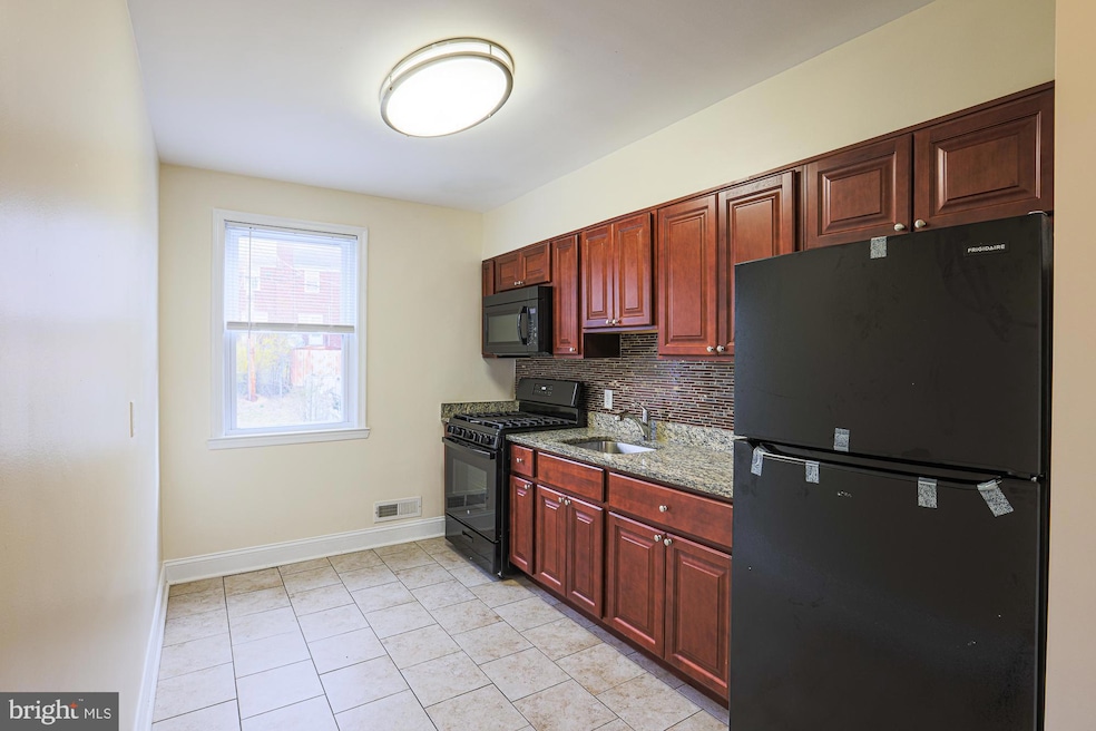 For Rent $1,200/month