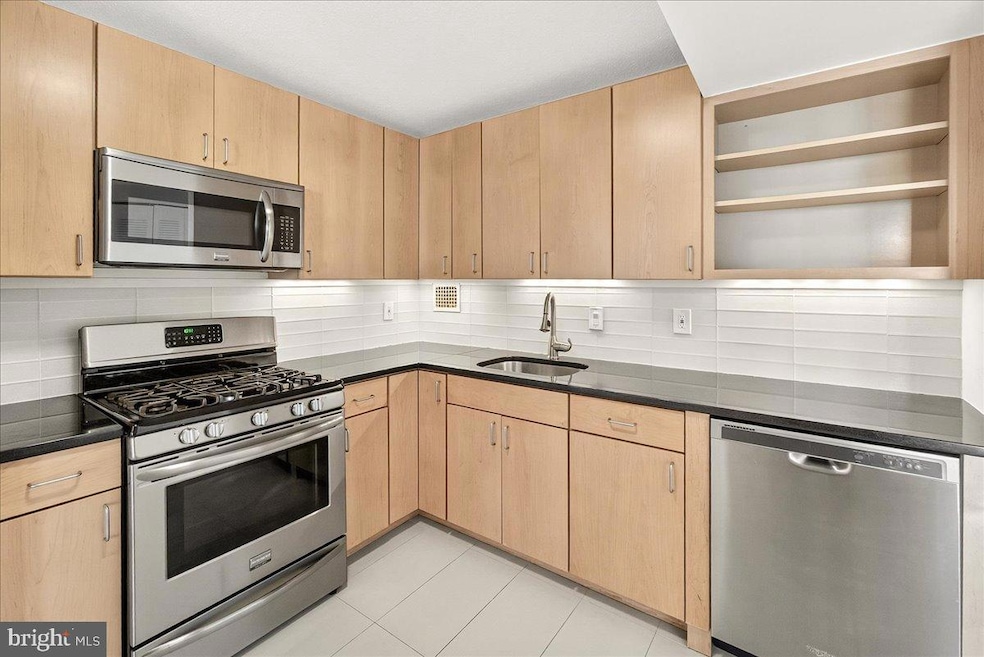 For Rent $2,100/month