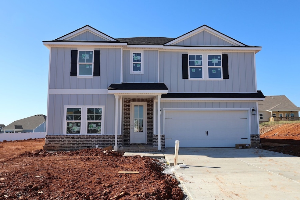 302 Strong St, Columbia, TN 38401 - photo 1