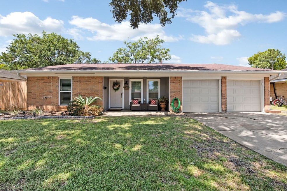 1620 Edna Ave, Bay City, TX 77414 - photo 1