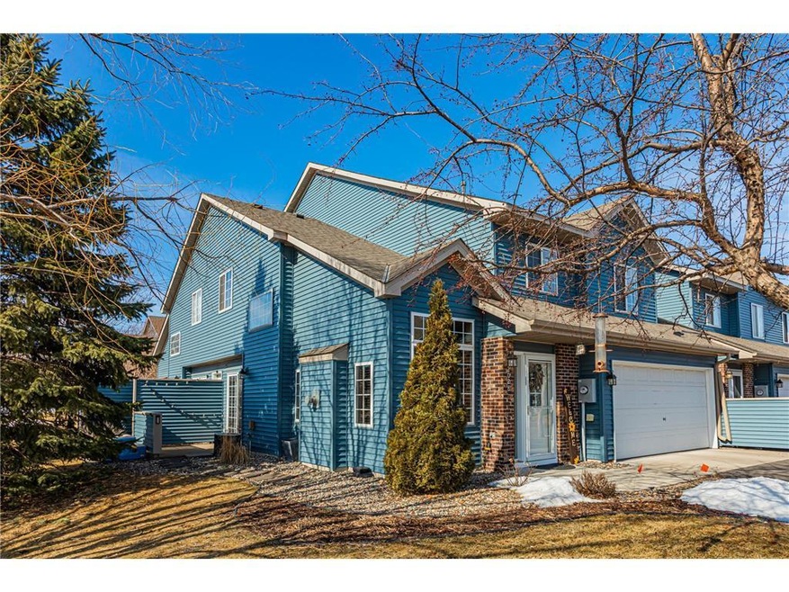 2028 Willow Cir-41