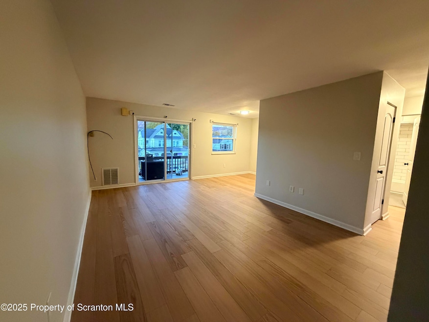 For Rent $1,399/month