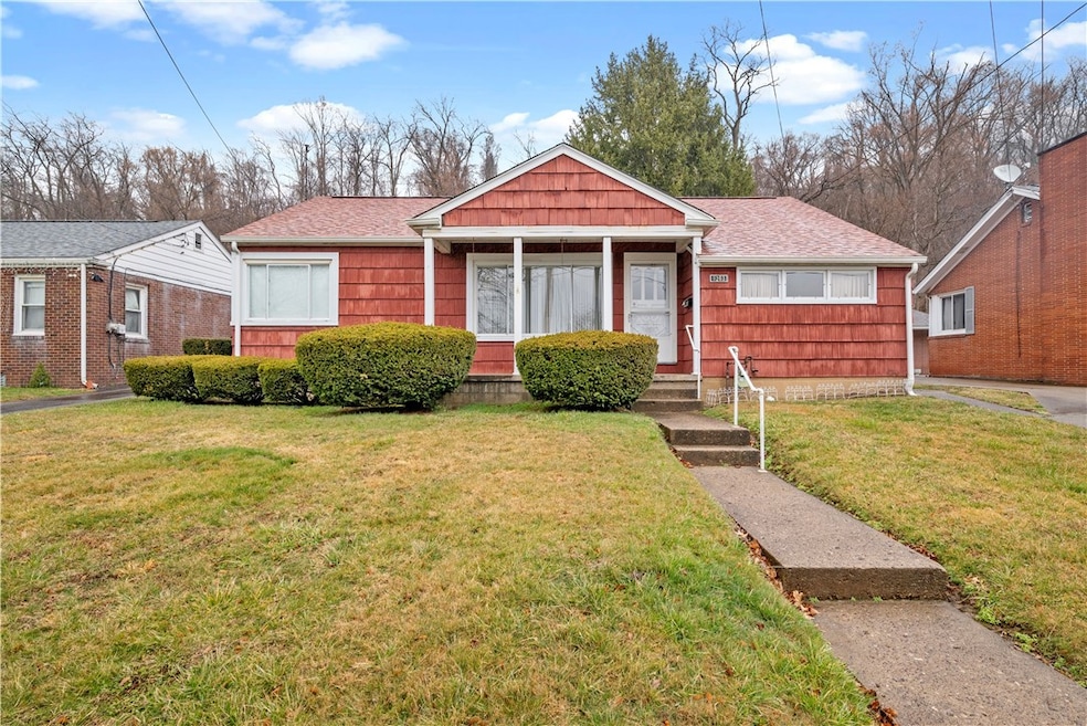 1263 Virginia Ave, Midland, PA 15059 - photo 1