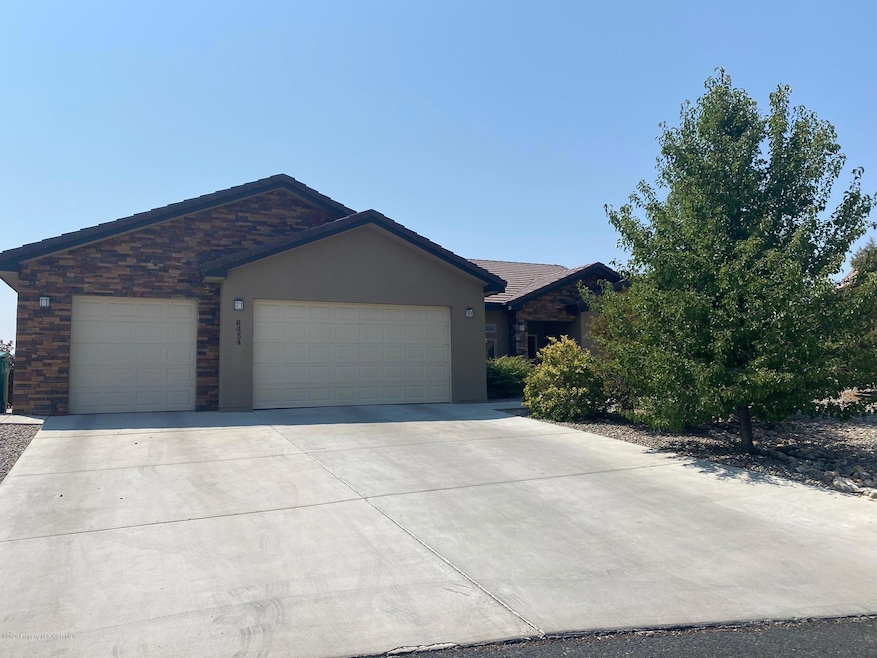 6454 Castle Rock Cir, Farmington, NM 87402 - photo 1