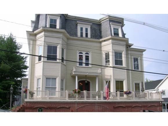 25 N Main St unit 5, Wolfeboro, NH 03894 - photo 1