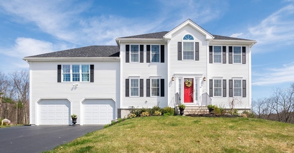 54 Joel Scott Dr, Holden, MA 01520 - photo 1