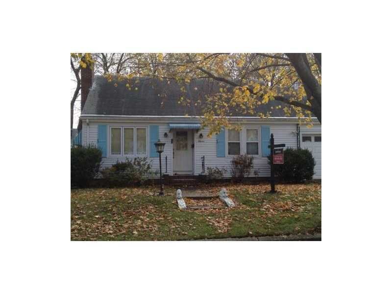 11 Wendell St, Pawtucket, RI 02861 - photo 1