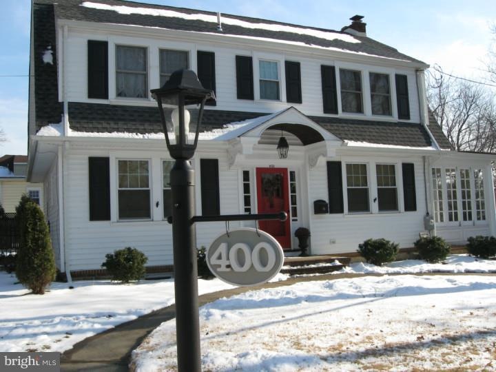 400 Lakeview Dr, Collingswood, NJ 08108 - photo 1