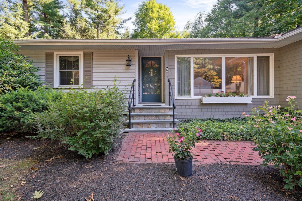 5 Glendale Rd, North Hampton, NH 03862 - photo 1