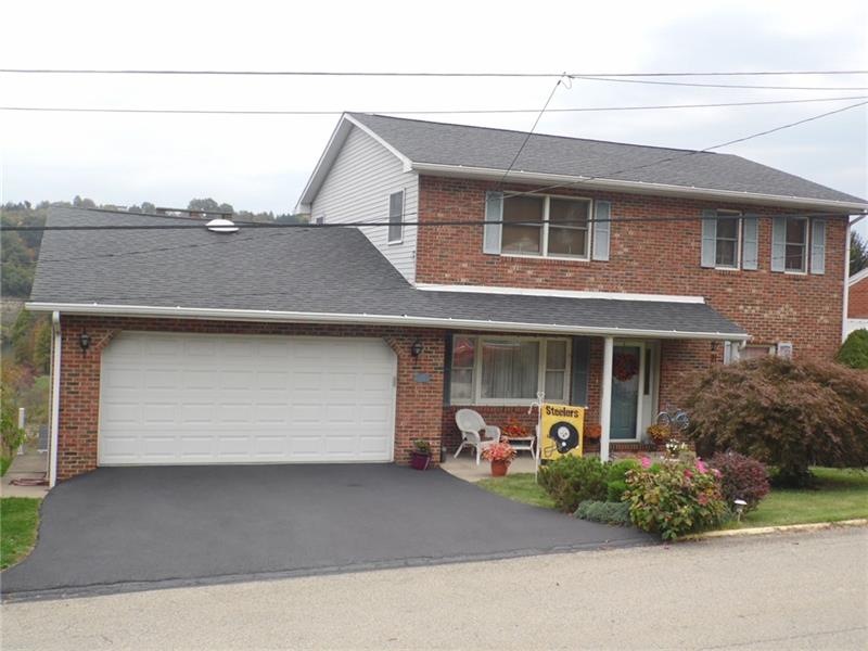 Welcome to 10 Mannina Avenue in Dunlevy Borough, C