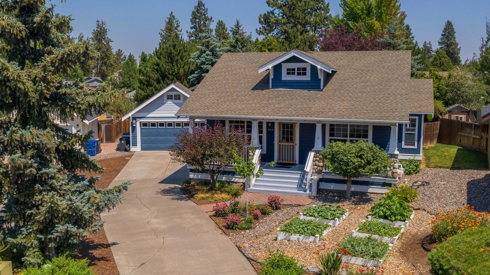 443 SW Hillwood Ct, Bend, OR 97702 - photo 1