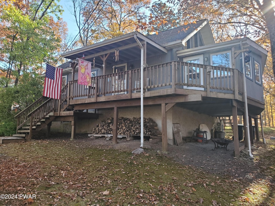 136 Fawn Lake Dr, Hawley, PA 18428 - photo 1