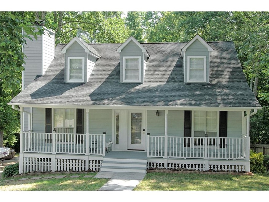 Beautiful country styled Cape Cod on a private cul