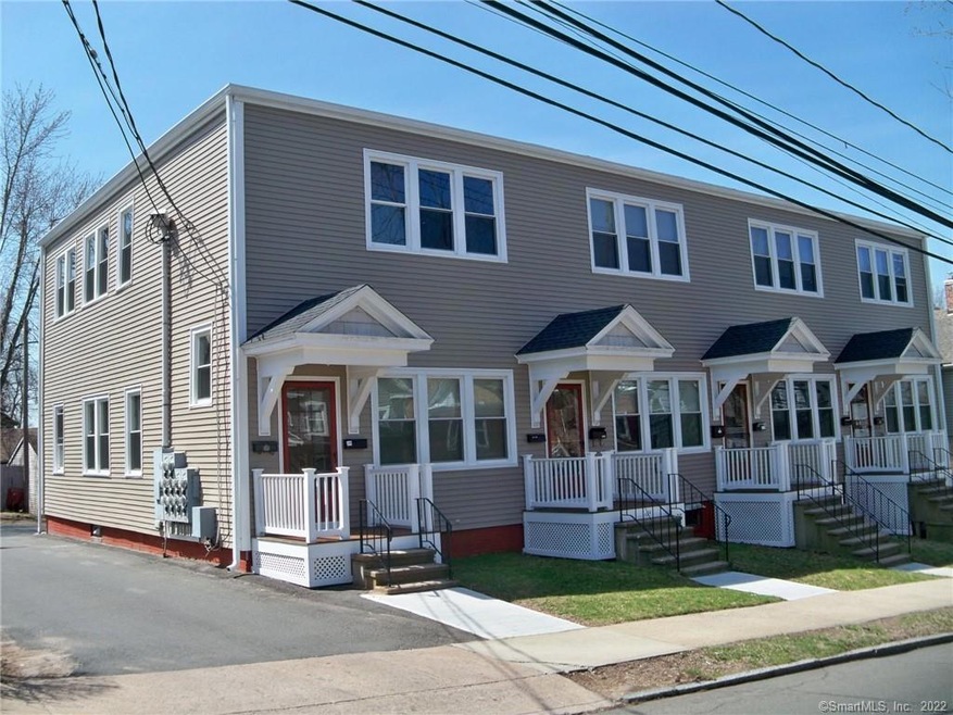 105 Church St unit 2nd flr, Wallingford, CT 06492 - photo 1