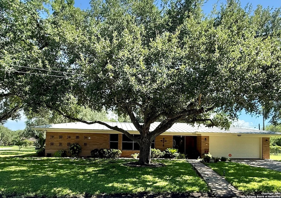 For Sale $386,000