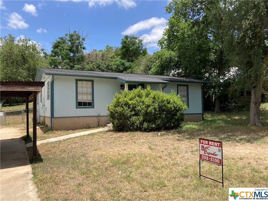306 Orchard St, San Marcos, TX 78666 - photo 1