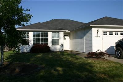 1108 Looking Glass Way, Central Point, OR 97502 - photo 1