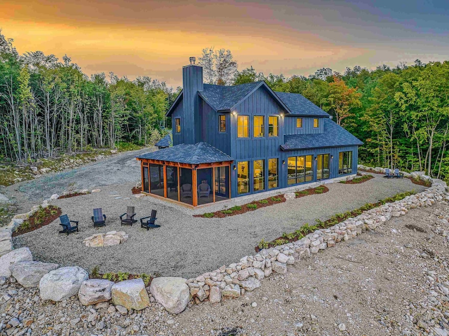 921 Ledgewood Dr, Bethlehem, NH 03574 - photo 1