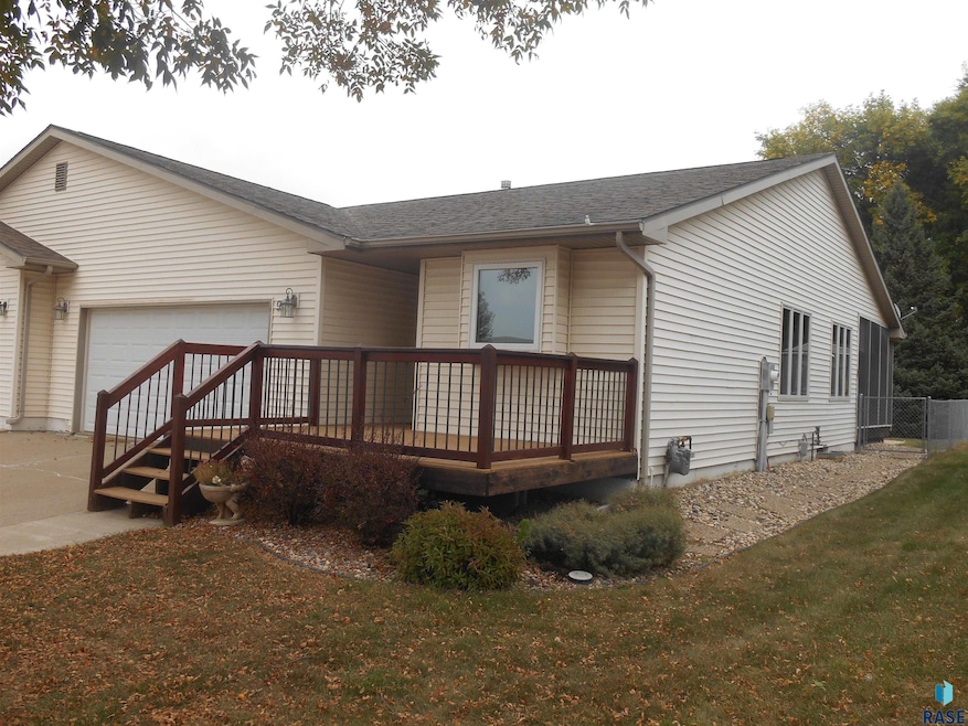 For Sale $285,000 • Co-Listing Agent