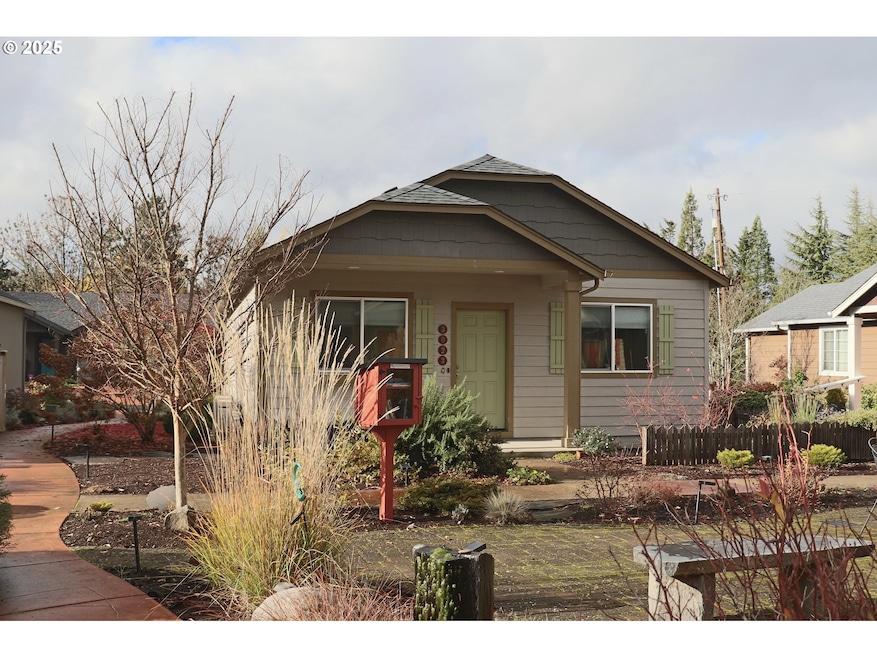 3023 Hummingbird Ln, Eugene, OR 97405 - photo 1
