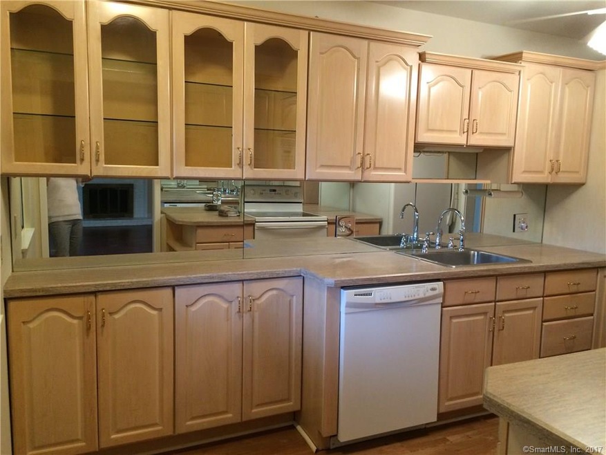 441 Heritage Village unit A, Southbury, CT 06488 - photo 1