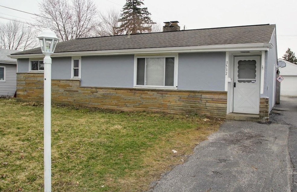 3537 Eakin Rd. Front Exterior