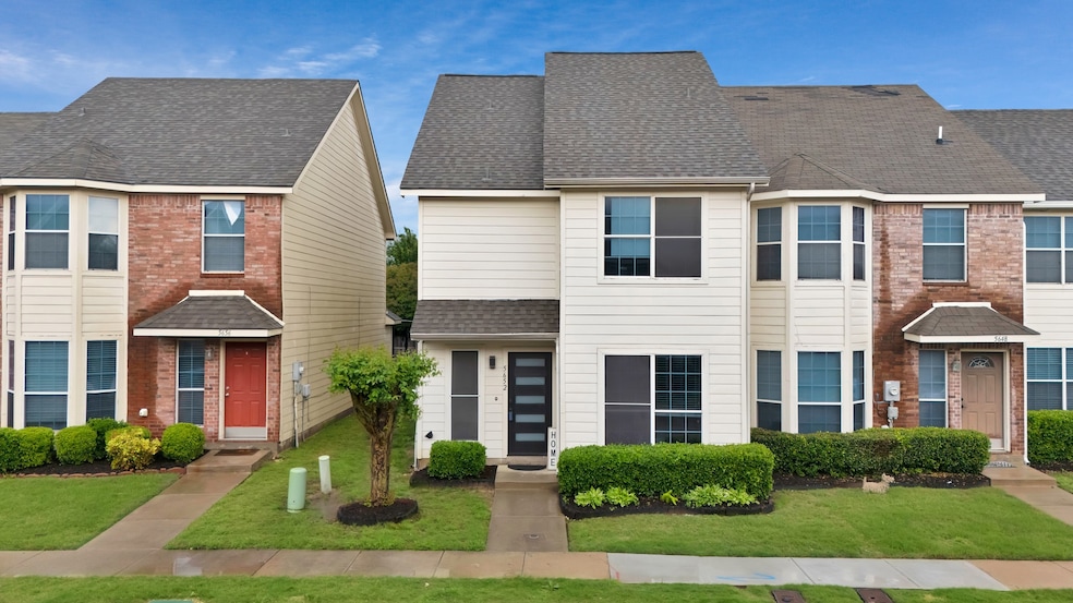 5652 Giddyup Ln, Fort Worth, TX 76179 - photo 1