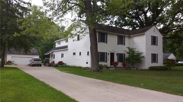 Welcome Home - Country Living in the City!