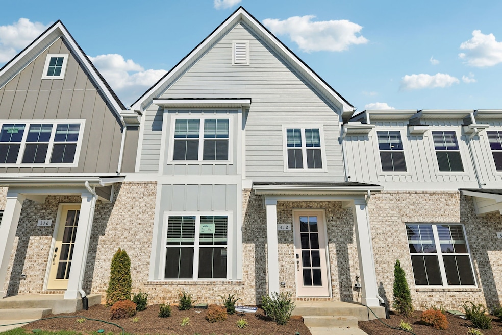 312 Greystone Lee Blvd, Smyrna, TN 37167 - photo 1